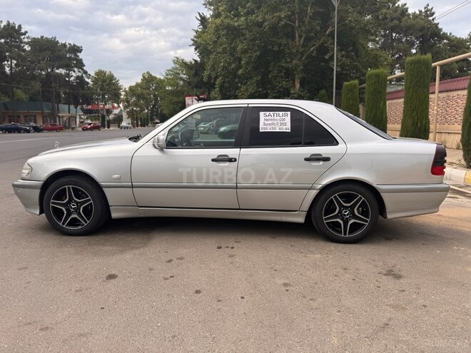 Mercedes C 200 2000, 210,000 km - 2.0 l - Ağcabədi