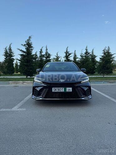 Toyota Camry-1