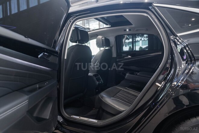 Volkswagen Passat 2022, 11,670 km - 1.5 l - Bakı