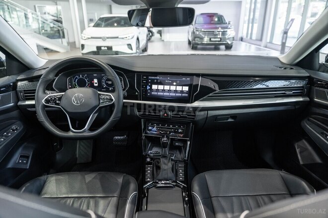 Volkswagen Passat 2022, 11,670 km - 1.5 l - Bakı
