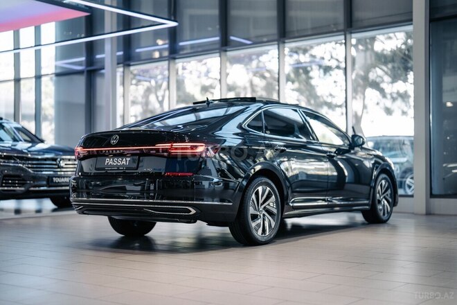 Volkswagen Passat 2022, 11,670 km - 1.5 l - Bakı