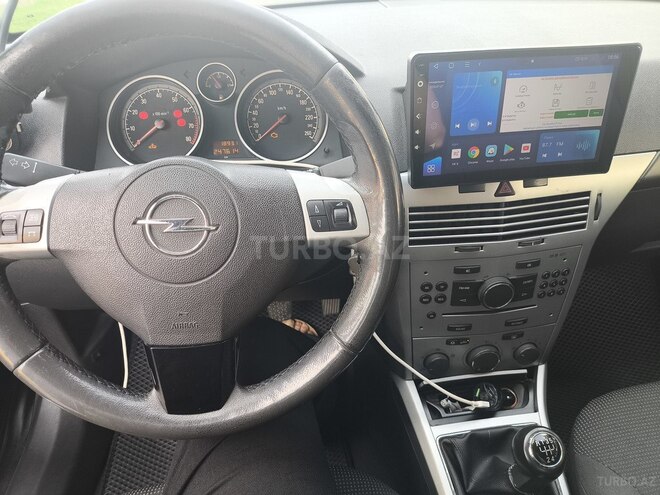 Opel Astra 2009, 247,000 km - 1.4 l - Balakən