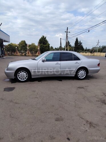 Mercedes E 270 2001, 365,000 km - 2.7 l - Lənkəran