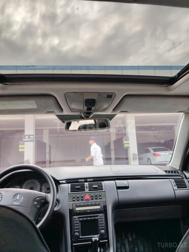 Mercedes E 270 2001, 365,000 km - 2.7 l - Lənkəran