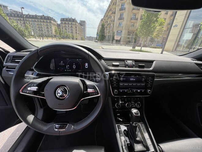 Skoda Superb-11