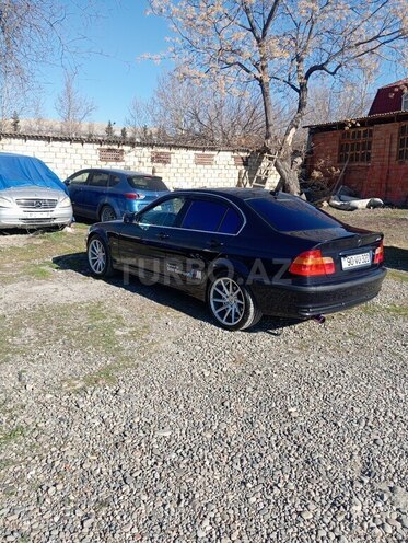 BMW 320 2000, 440,000 km - 2.0 л - Yevlax