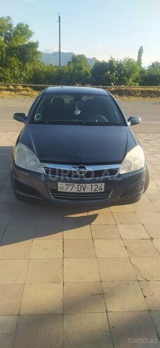 Opel Astra 2009, 240,000 km - 1.4 l - Şəmkir