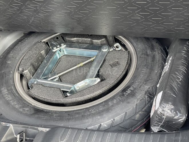 Toyota RAV4-18