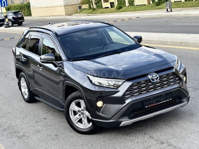 Toyota RAV4-1