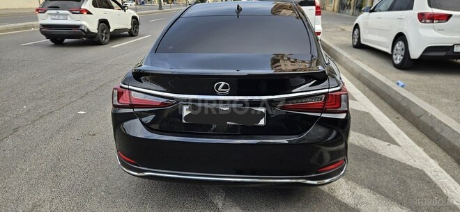 Lexus ES 300h 2023, 29,700 km - 2.5 l - Bakı