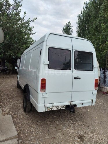 Mercedes 410 D 1996, 290,000 km - 2.3 л - Bakı