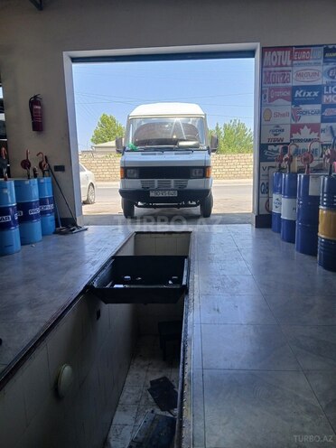 Mercedes 410 D 1996, 290,000 km - 2.3 л - Bakı
