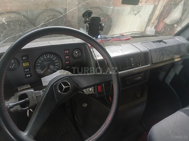 Mercedes 410 D 1996, 290,000 km - 2.3 л - Bakı
