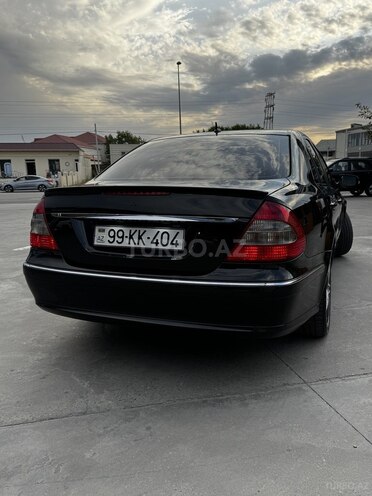 Mercedes E 200-4