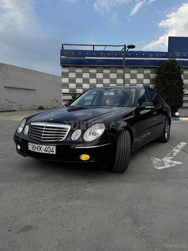 Mercedes E 200-2