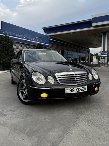 Mercedes E 200-1