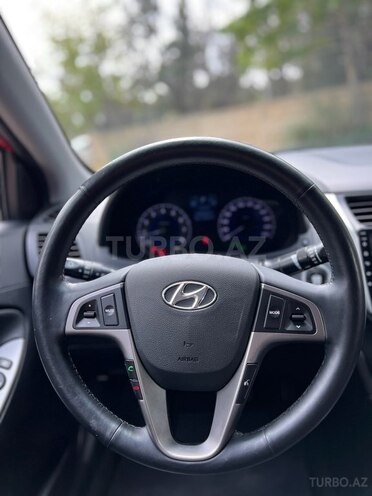 Hyundai Accent 2015, 118,000 km - 1.4 л - Bakı