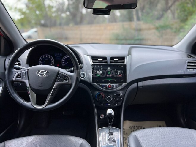 Hyundai Accent 2015, 118,000 km - 1.4 л - Bakı