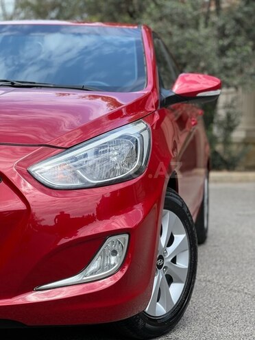 Hyundai Accent 2015, 118,000 km - 1.4 л - Bakı