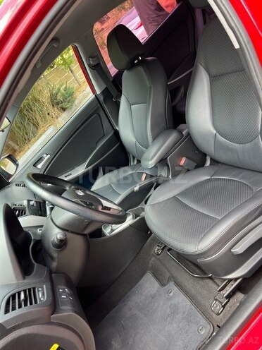 Hyundai Accent 2015, 118,000 km - 1.4 л - Bakı