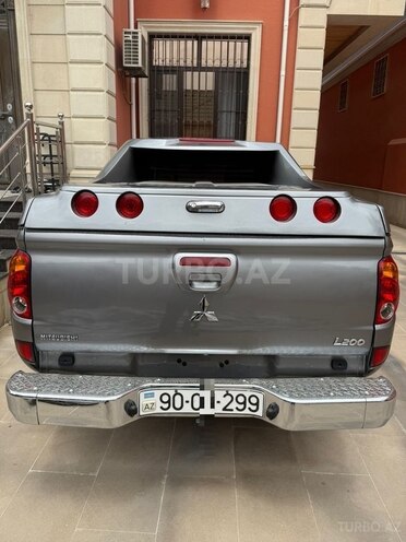 Mitsubishi L200 2014, 246,463 km - 2.5 l - Bakı