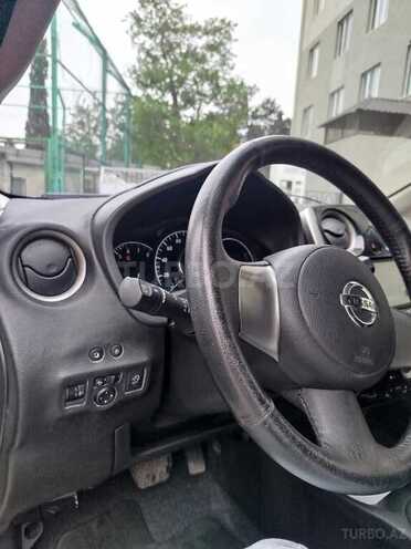 Nissan Note-7