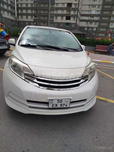 Nissan Note-1