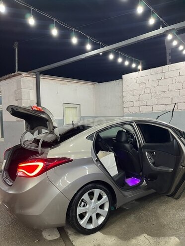 Hyundai Elantra 2012, 152,888 km - 1.8 l - Bakı