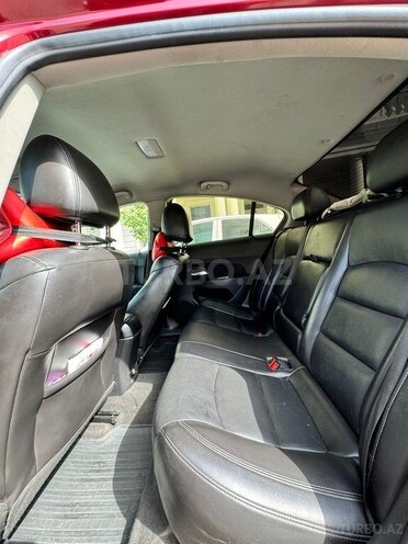 Chevrolet Cruze-6