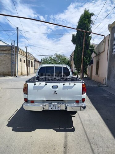 Mitsubishi L200 2007, 299,000 km - 2.5 l - Gəncə