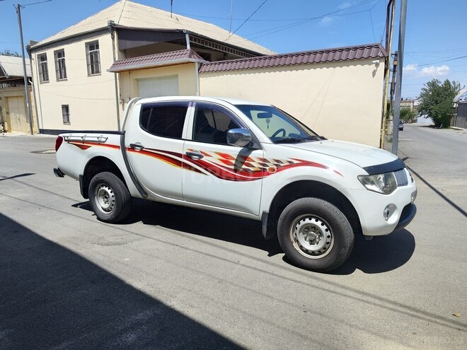 Mitsubishi L200 2007, 299,000 km - 2.5 l - Gəncə
