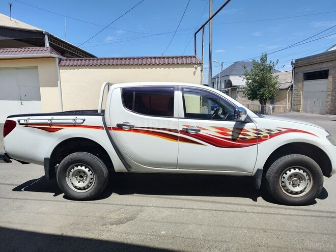 Mitsubishi L200 2007, 299,000 km - 2.5 l - Gəncə