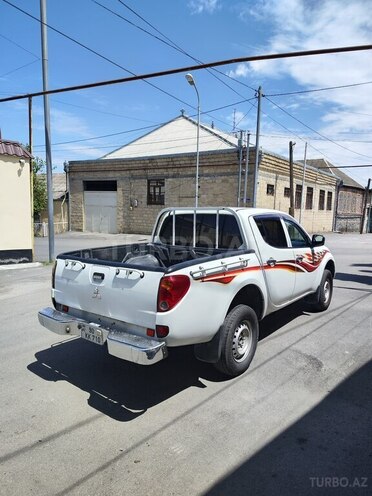 Mitsubishi L200 2007, 299,000 km - 2.5 l - Gəncə