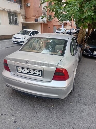 Opel Vectra-7