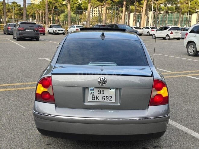 Volkswagen Passat 2003, 234,000 km - 1.8 l - Sumqayıt