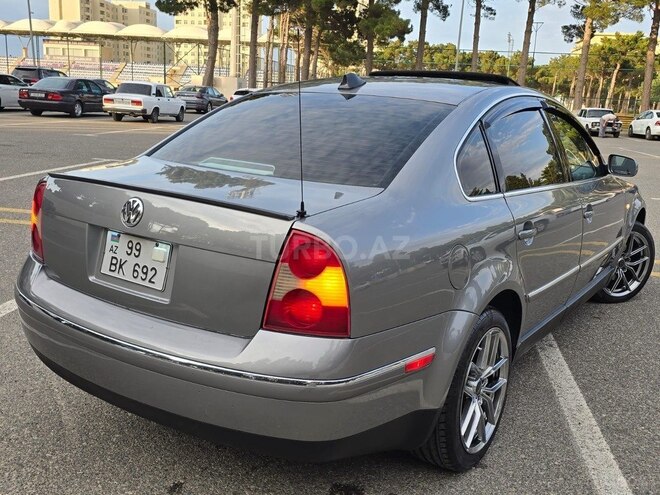 Volkswagen Passat 2003, 234,000 km - 1.8 l - Sumqayıt