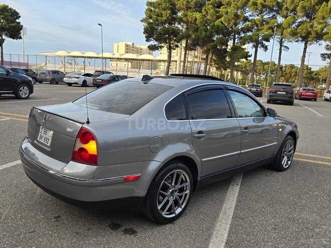 Volkswagen Passat 2003, 234,000 km - 1.8 l - Sumqayıt