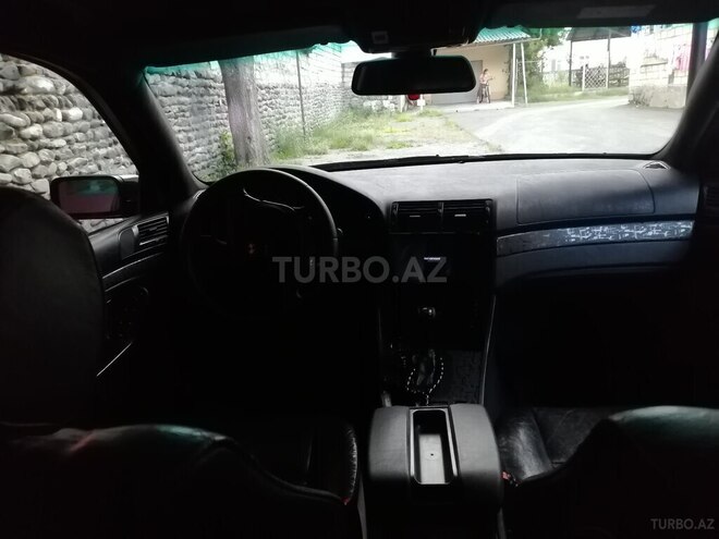 BMW 530 2001, 258,870 km - 3.0 l - Zaqatala