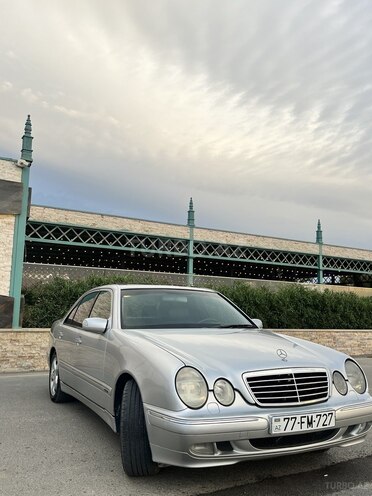 Mercedes E 280 1999, 300,000 km - 2.8 l - Bakı