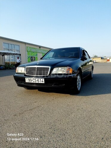 Mercedes C 240 1999, 260,000 km - 2.4 l - Beyləqan