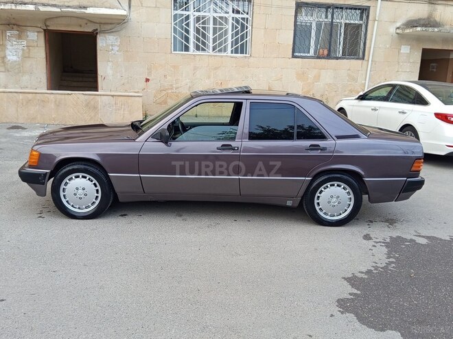 Mercedes 190 1991, 228,000 km - 2.0 l - Bakı