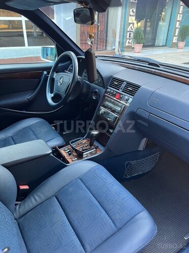Mercedes C 200 1999, 295,000 km - 2.0 л - Mingəçevir