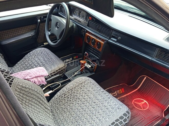 Mercedes 190 1991, 228,000 km - 2.0 l - Bakı