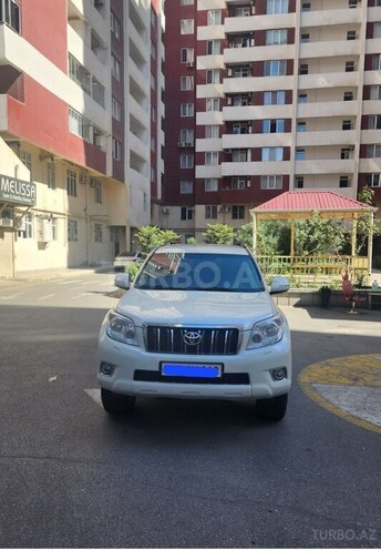 Toyota Land Cruiser Prado-1