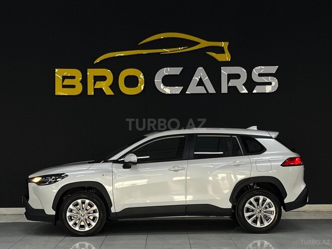 Toyota Corolla Cross 2025, 0 km - 2.0 л - Bakı