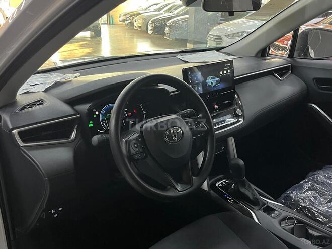 Toyota Corolla Cross 2025, 0 km - 2.0 л - Bakı