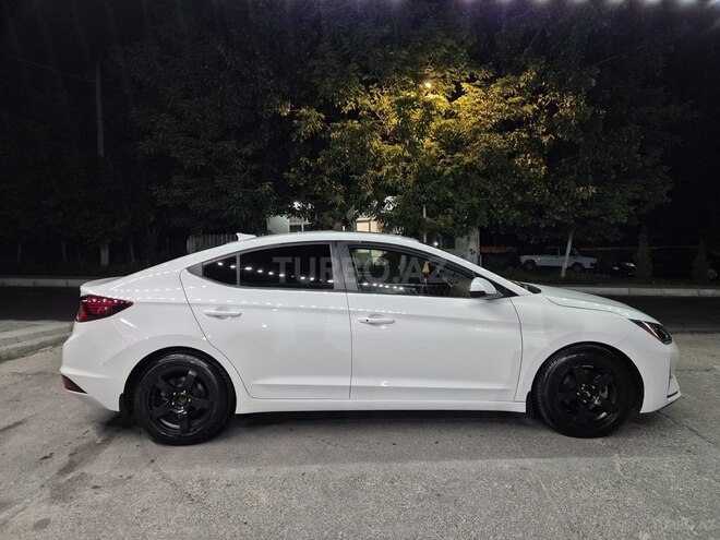 Hyundai Elantra 2019, 197,000 km - 2.0 л - Bakı