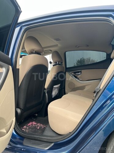Hyundai Elantra 2015, 114,543 km - 1.8 l - Sumqayıt