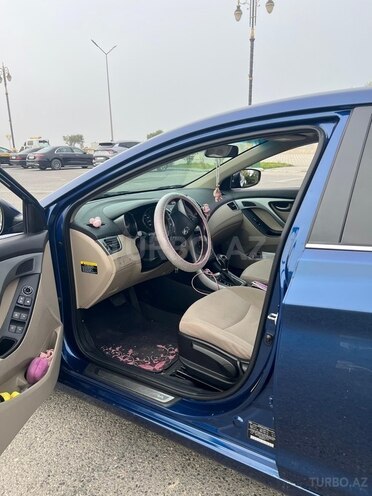 Hyundai Elantra 2015, 114,543 km - 1.8 l - Sumqayıt