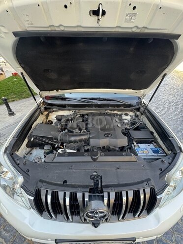 Toyota Land Cruiser Prado 2011, 167,000 km - 4.0 л - Bakı